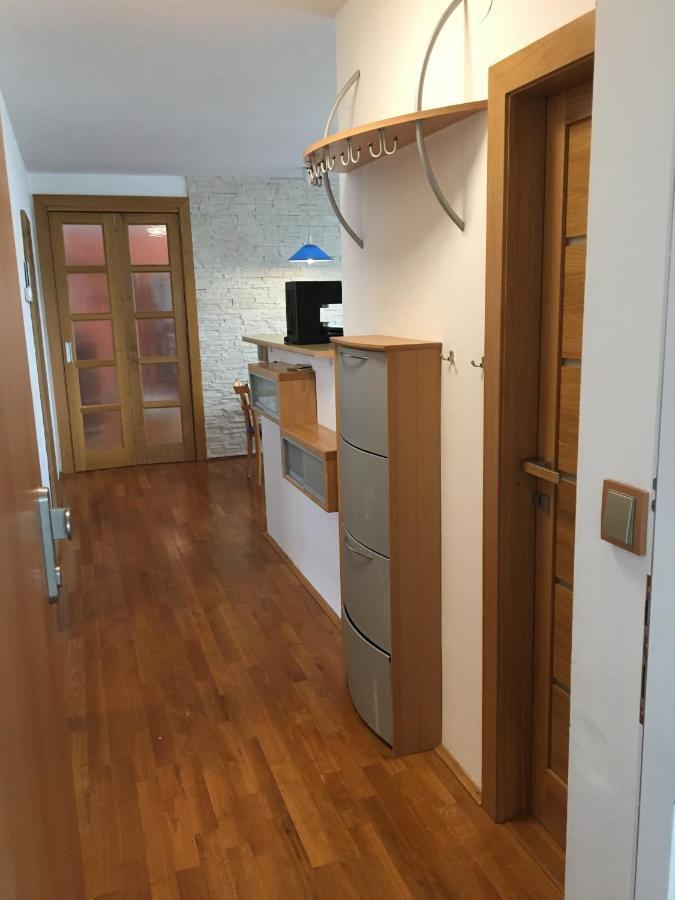 Apartment Tekelova 95M2 Presov Exterior photo