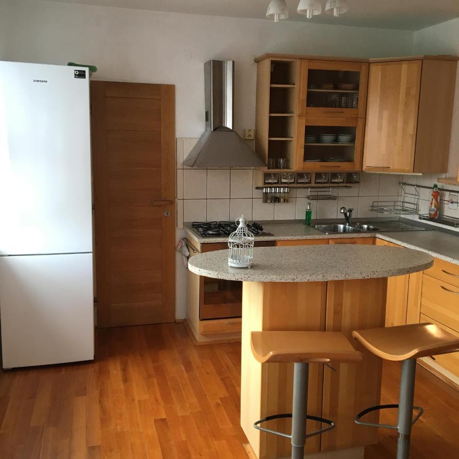 Apartment Tekelova 95M2 Presov Exterior photo